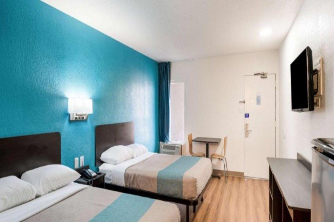 Motel 6-Lexington, Ky - Airport Екстериор снимка