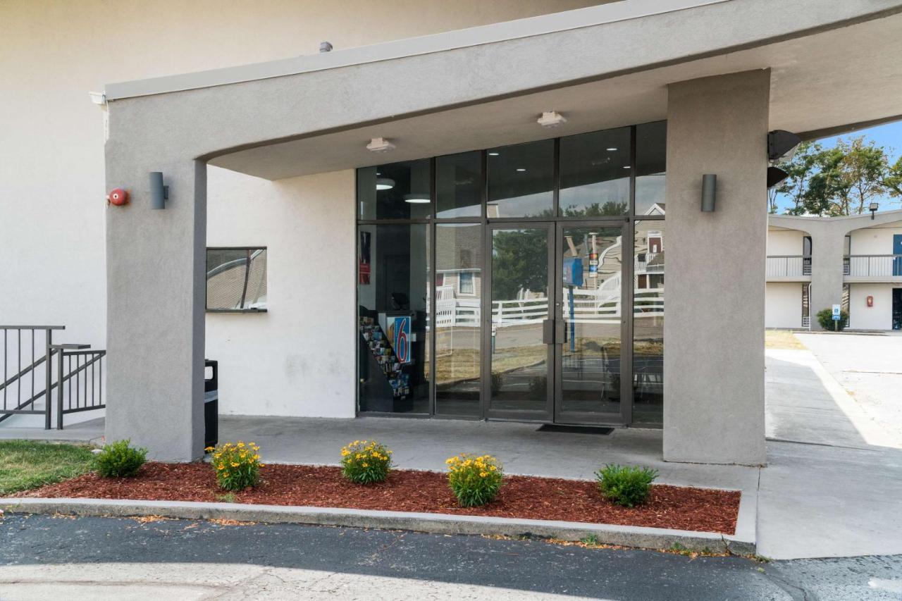 Motel 6-Lexington, Ky - Airport Екстериор снимка