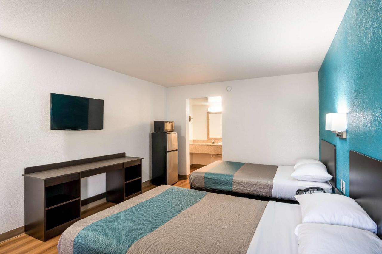 Motel 6-Lexington, Ky - Airport Екстериор снимка
